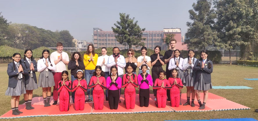 St. Mark's World School, Meera Bagh - Indo-Bulgaria Cultural Exchange Programme : Click to Enlarge