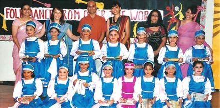 SMS Girls School - Folk Dance from all over the world : Click to Enlarge