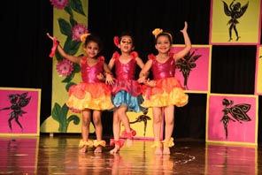 SMS Girls School - Dance Performance by SeedlSaplinging : Click to Enlarge