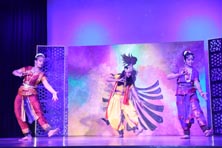 SMS Girls School - Dance event by Class VIII : Click to Enlarge