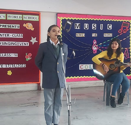 SMS World School - Solo Singing Event for Class IV : Click to Enlarge