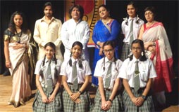 SMS, Girls School, Meera Bagh - Spic Macay Program : Click to Enlarge