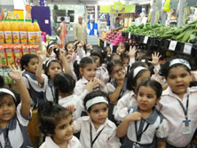St. Mark's Girls School, Meera Bagh - Visit to Reliance Fresh Class Seedling : Click to Enlarge