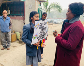 St. Mark's Girls School, Meera Bagh - Rally on Fundamental Duties : Click to Enlarge
