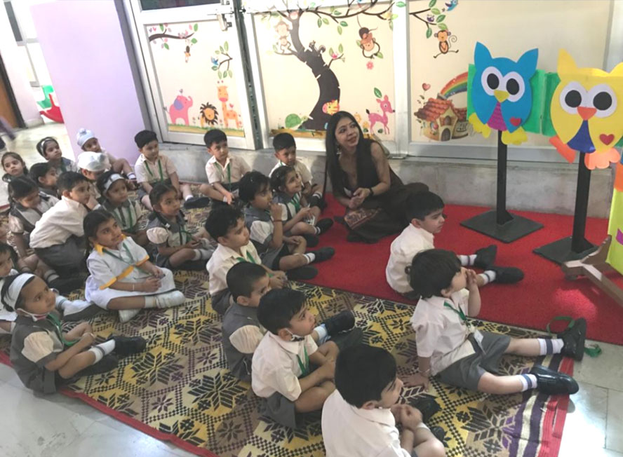 St. Mark's World School, Meera Bagh - Class Seedling Activity Day 2 : Click to Enlarge