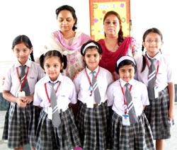SMS Girls - English Recitation Competition : Click to Enlarge