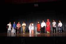 SMS, Girls School - Hindi Plays by Class VI : Click to Enlarge