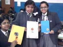 SMS Girls School - Paper Quelling Workshop for Class VIII : Click to Enlarge