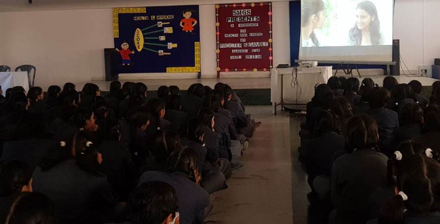 St. Mark's Girls School, Meera Bagh - Workshop on Health and Hygiene : Click to Enlarge