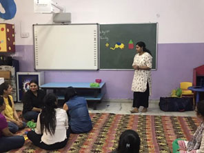 St. Mark's Girls School, Meera Bagh - Seedling Sapling Workshop on Jodo Gyan : Click to Enlarge