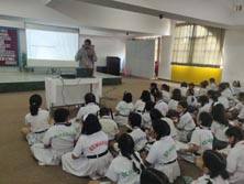 St. Mark's Girls School, Meera Bagh - Cello Pen Workshop : Click to Enlarge