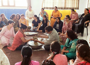 St. Mark's Girls School, Meera Bagh - Pottery Workshop : Click to Enlarge