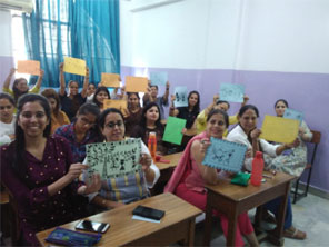 St. Mark's Girls School, Meera Bagh - Warli Art Workshop : Click to Enlarge