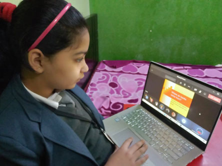 St. Mark's Girls School, Meera Bagh - Interesting Activities Workshop : Click to Enlarge