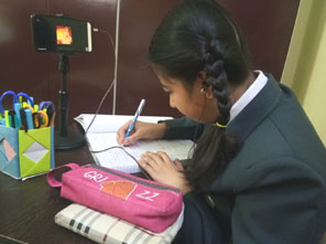 St. Mark's Girls School, Meera Bagh - Vedic Maths Workshop : Click to Enlarge