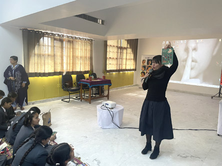 St. Mark's World School, Meera Bagh - Workshop by Ms. Mariann from Hungarian Embassy : Click to Enlarge