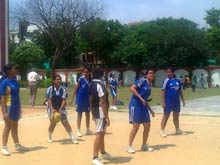 SMS Girls School - Throwball : Click to Enlarge