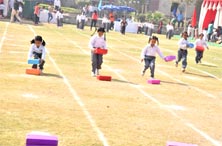 St. Mark's Girls School, Meera Bagh - Juniors Annual Sports Meet : Click to Enlarge